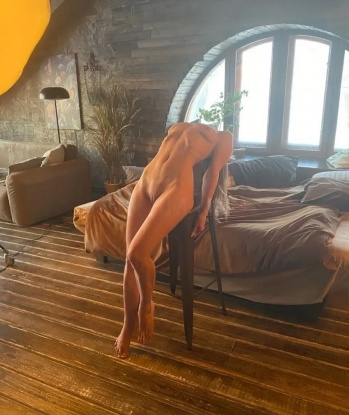 Я - настоящая гейша удовольствия, готовая расслабить тебя и подарить незабываемые моменты страсти. У меня есть все, чтобы удовлетворить твои самые сокровенные желания. Фотографии соответствуют действительности, подтверждают мою красоту и сексуальность. Живу в Москве и готова тебя встретить в своей уютной гнездушке или приехать к тебе. Отзывы о моих услугах только положительны! Позволь себе погрузиться в мир настоящего удовольствия и фантазий со мной. Доверься и оставь все заботы за порогом. 🔥🌹💋 6082, 32 года